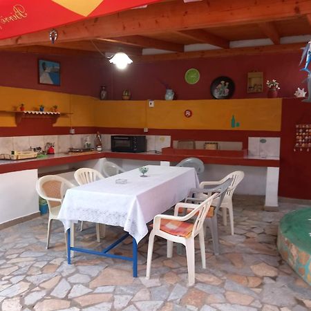 Vila Gjoka Himare Esterno foto