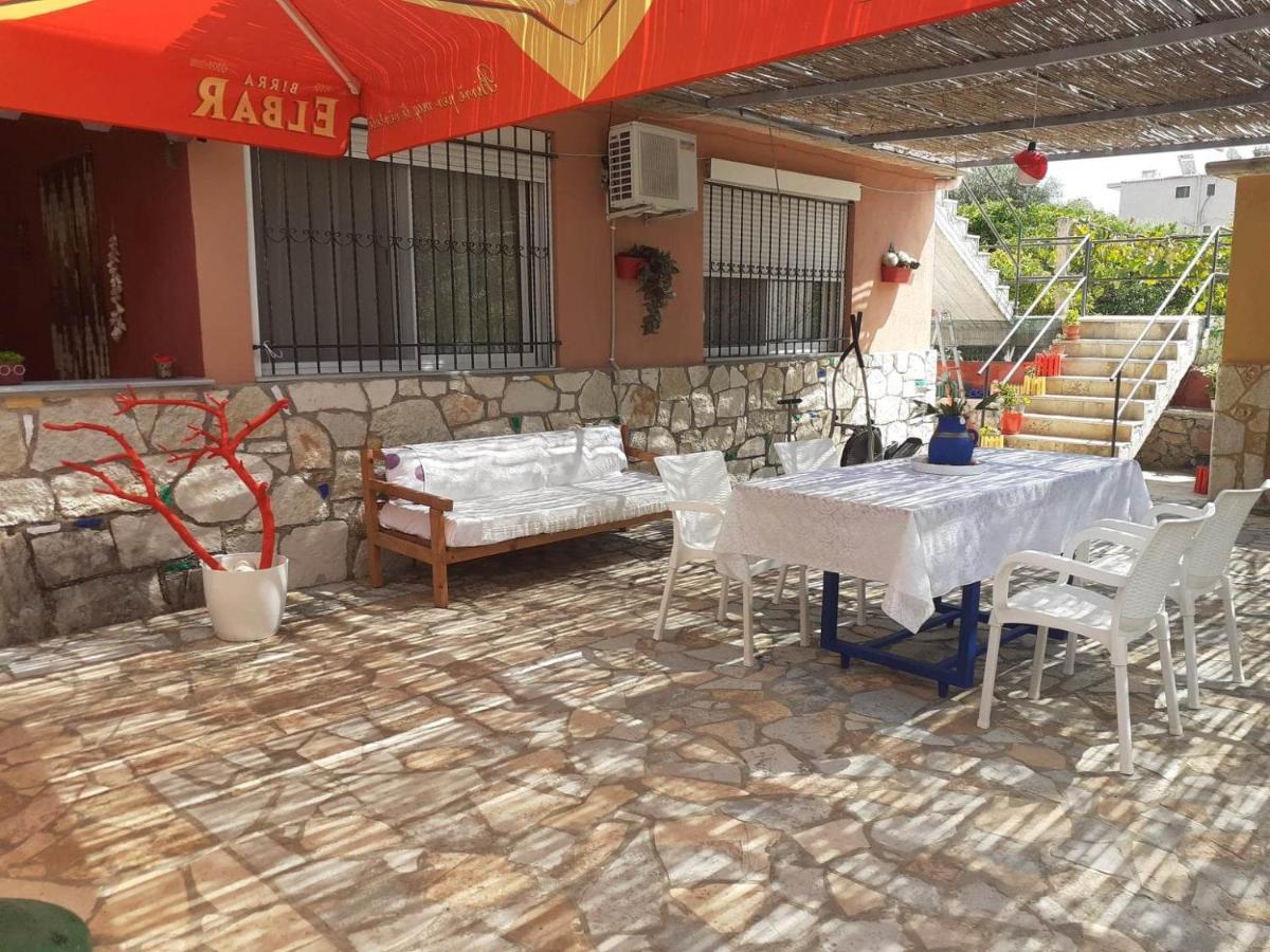 Vila Gjoka Himare Esterno foto